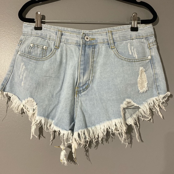 Sold - Picture 1 of 3